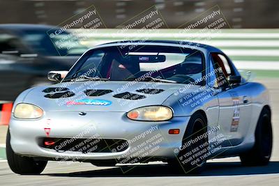 media/Dec-13-2025-Extreme Speed (Sat) [[d129ecb0b9]]/Beginner/Session 1 (Turn 2)/